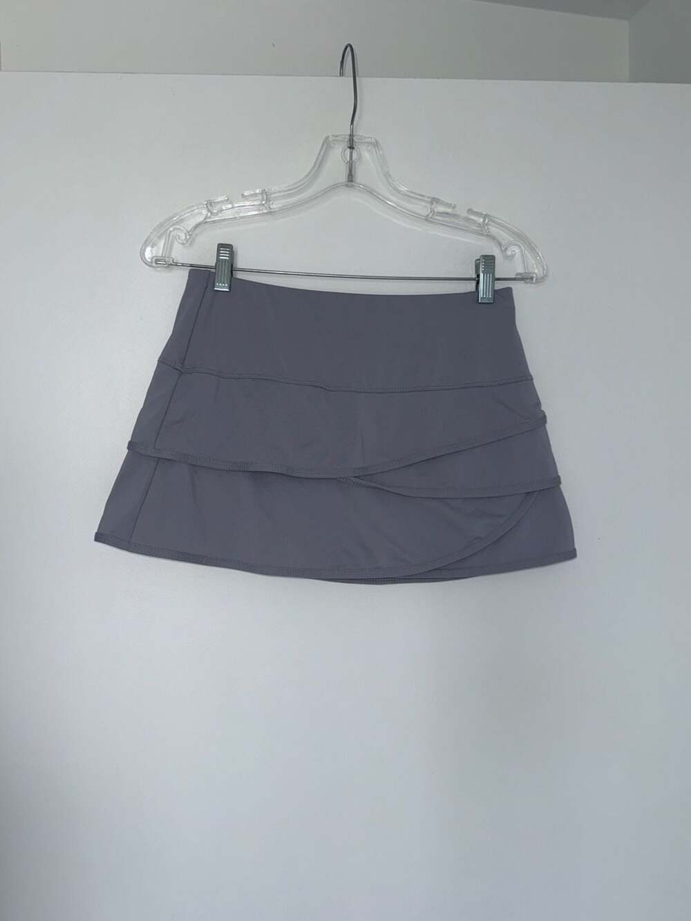 Lucky in Love Core Scallop Tiered Golf Skort Sz S